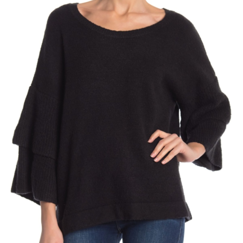 NWT French Connection Urban Flossy Sleeve Sweater